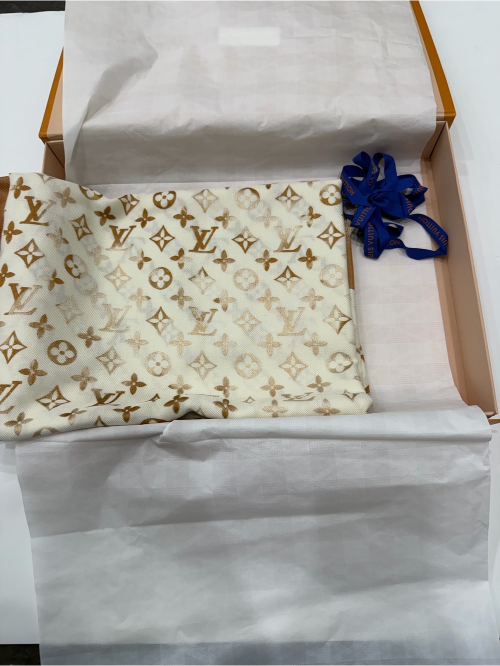 Louis Vuitton Cream and Gold Monogram Tag Detail Scarf - Picture 8 of 13